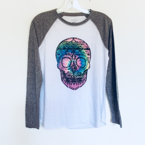 Billabong Tops - Billabong Rainbow Skull Raglan Graphic T shirt
